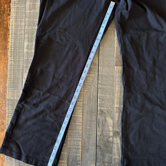 Woman Within Black Baby Bootcut Leggings Size 18/20 Petite - Picture 4 of 4